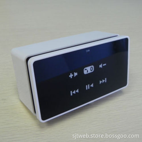 Mini Bluetooth Speaker with 10W Output Power, 5V, 500mA Charging Voltage